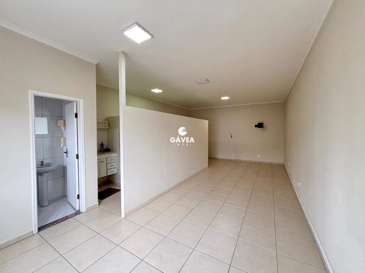 Conjunto Comercial/sala para aluguel no Vila Mathias: 