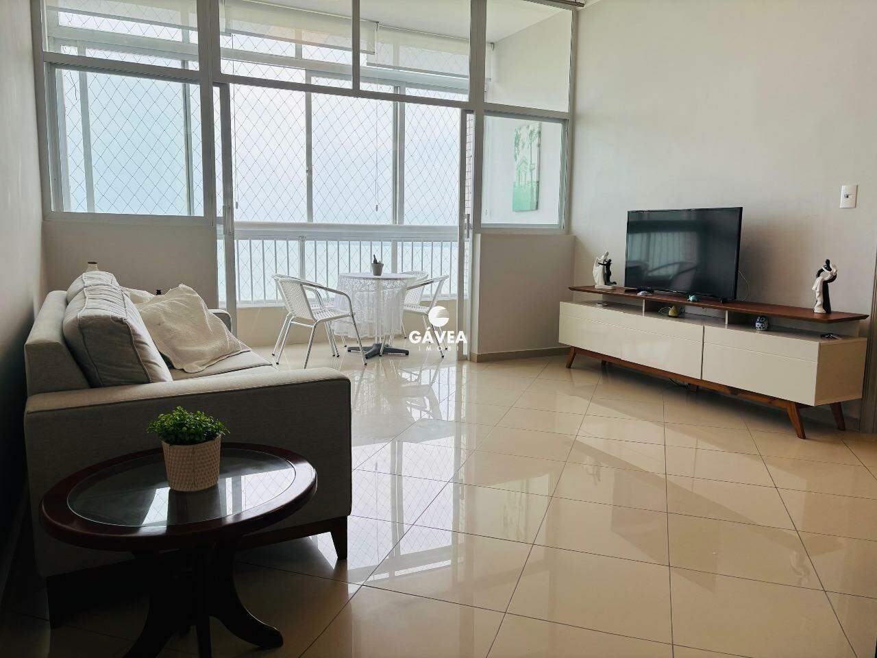 Apartamento à venda no Embaré: 