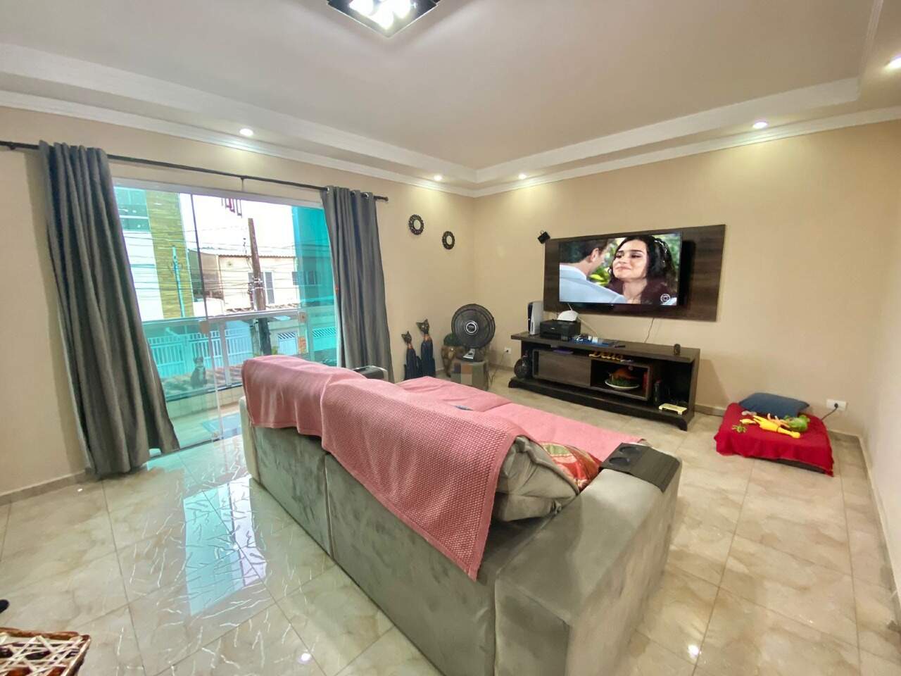 Sobrado à venda no Santa Maria: 