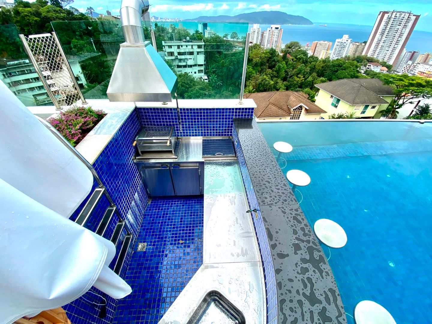 Casa à venda no Morro Santa Terezinha: 