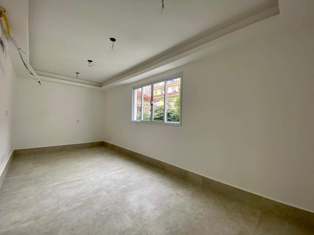 Sobrado à venda no Gonzaga: 