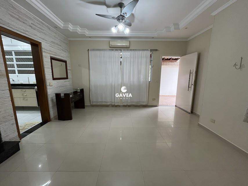 Sobrado à venda no Aparecida: 