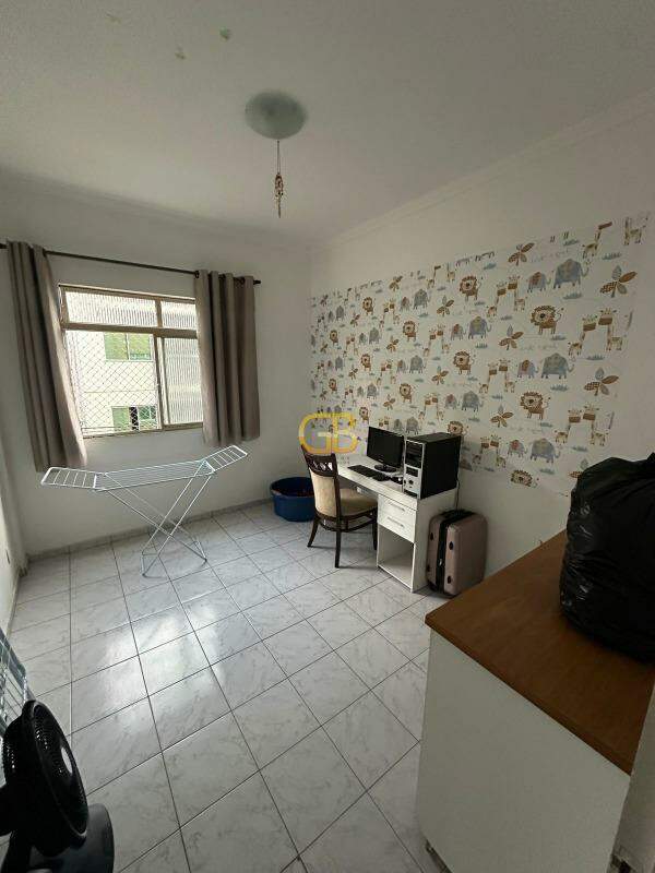 Apartamento à venda no Vitoria: Quarto