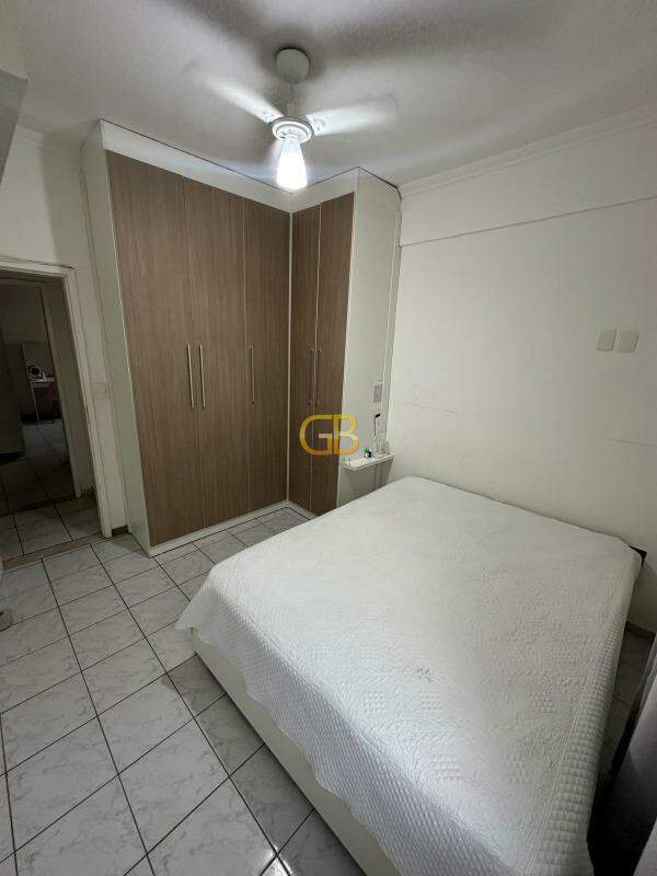 Apartamento à venda no Vitoria: Quarto