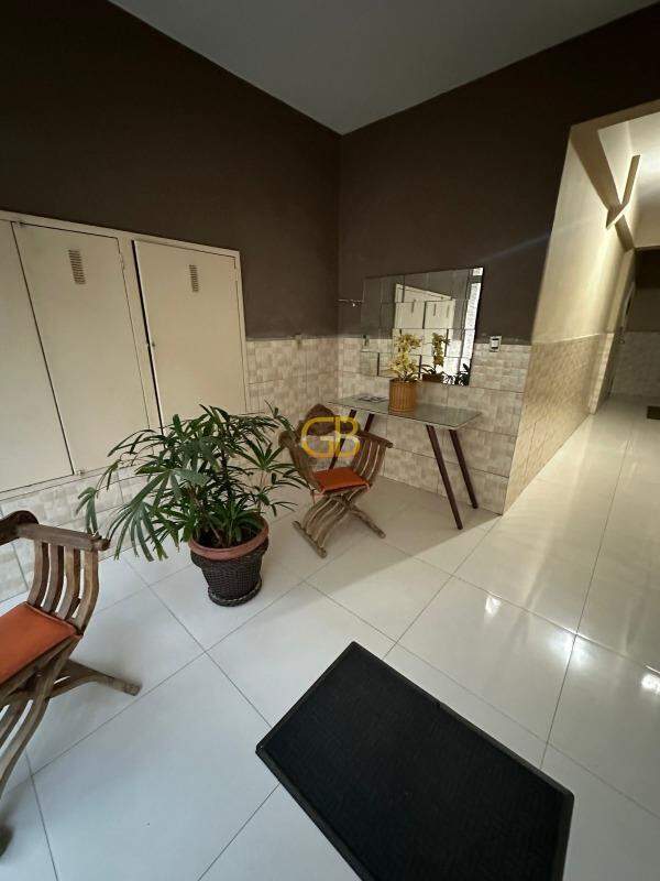 Apartamento à venda no Vitoria: 