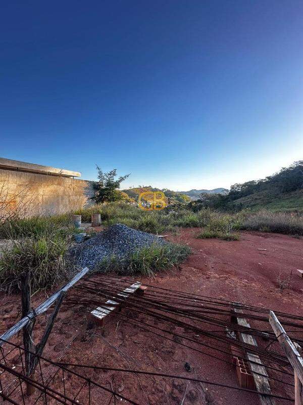 Lote em condomínio à venda no Louriçal: 