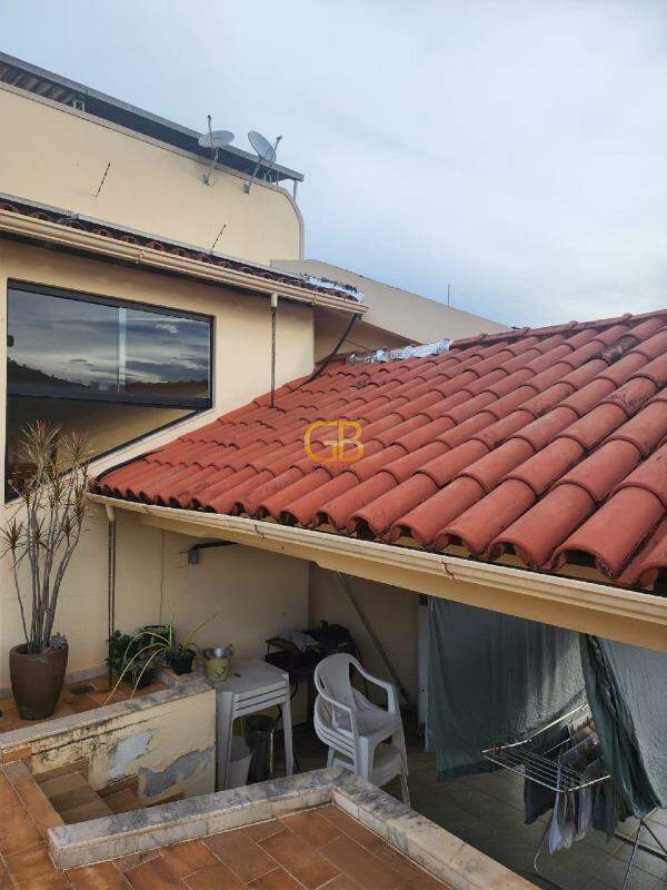 Casa à venda no BOM PASTOR: 