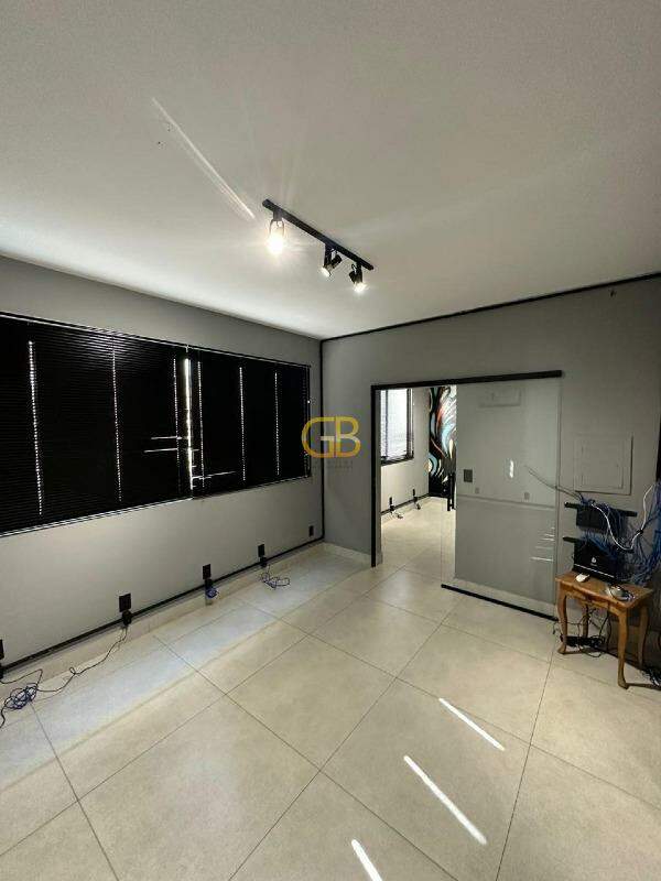 Casa à venda no Jardim Gloria : 