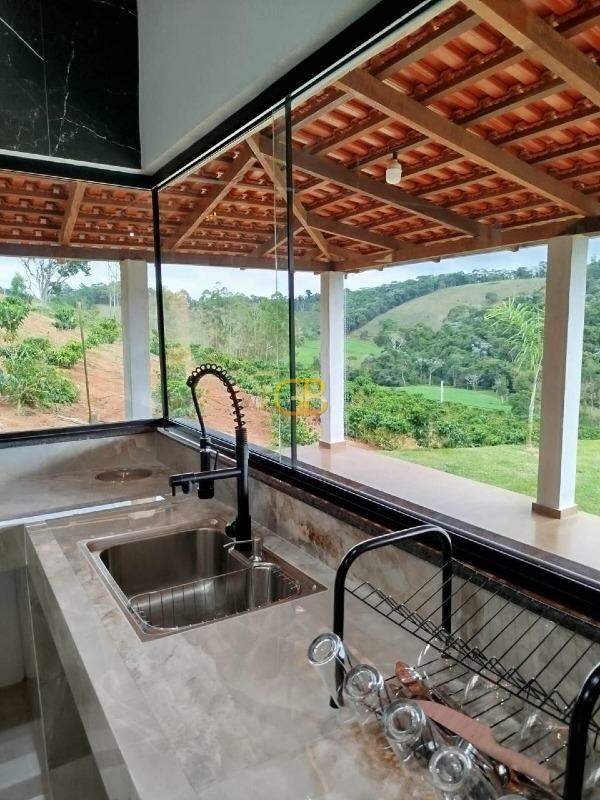 Chácara à venda no centro: COZINHA