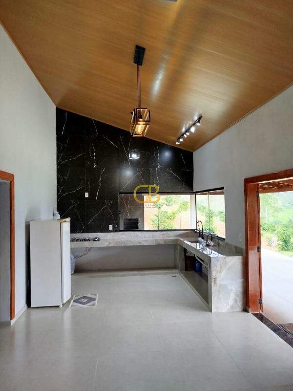 Chácara à venda no centro: COZINHA