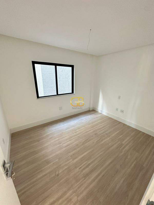 Cobertura à venda no Centro: 