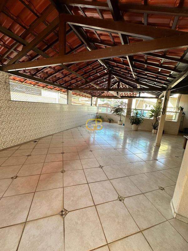 Prédio à venda no Centro: 