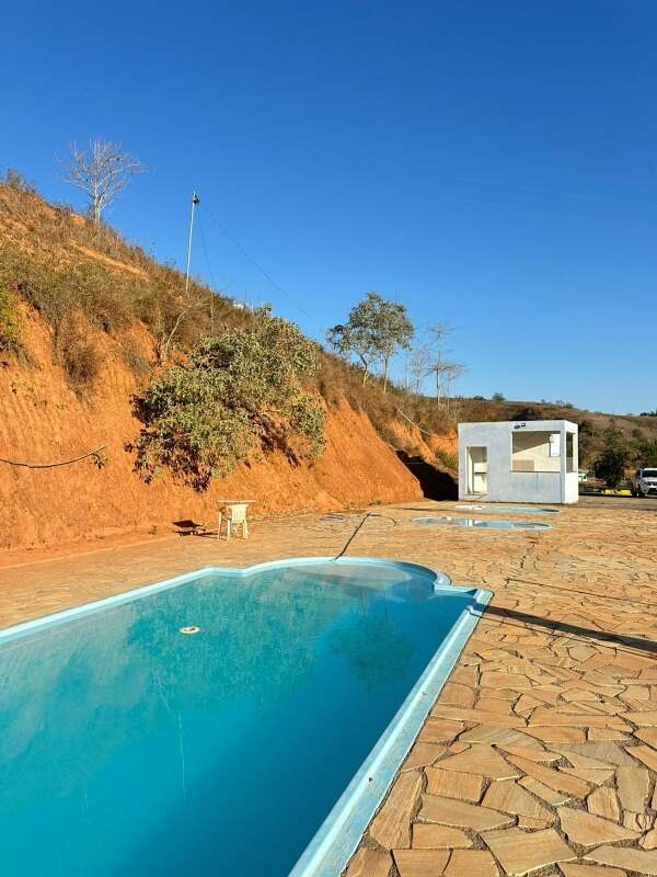 Sítio à venda no MG 447: 