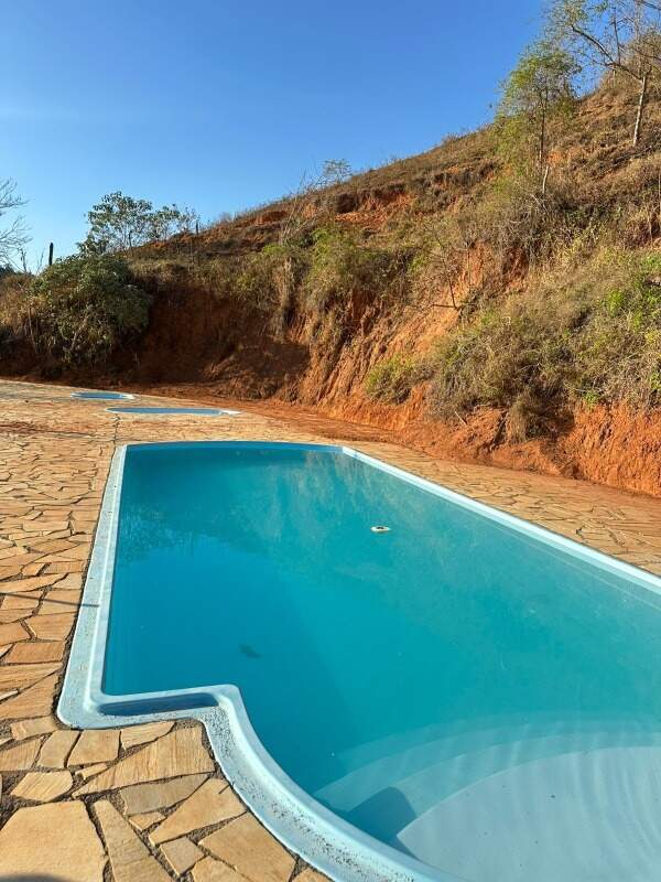 Sítio à venda no MG 447: 