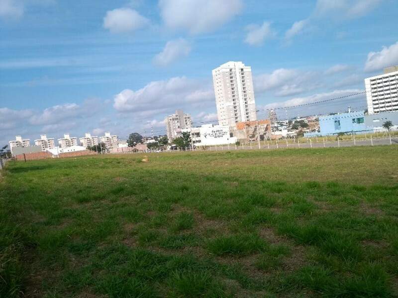 AREA à venda no ITU NOVO CENTRO: 