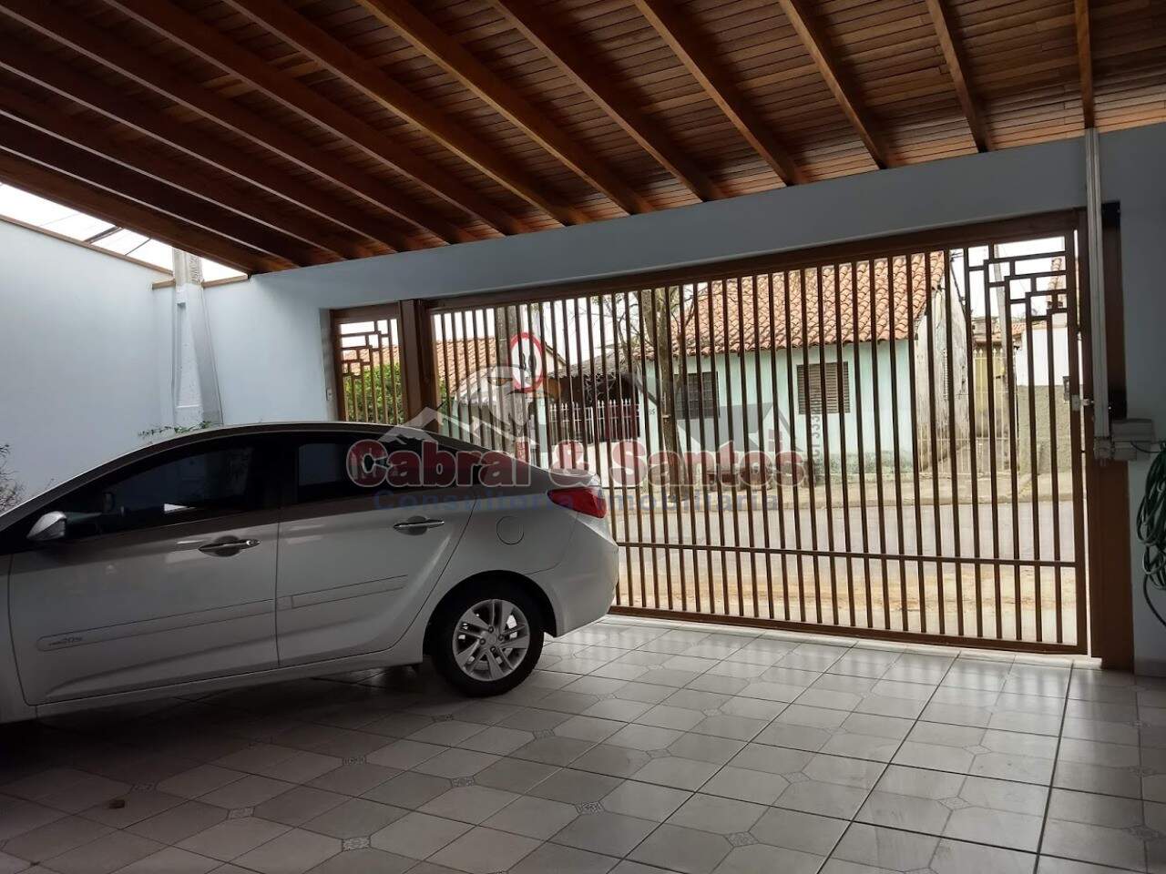 Casa à venda no NOSSA SENHORA APARECIDA: Foto 01