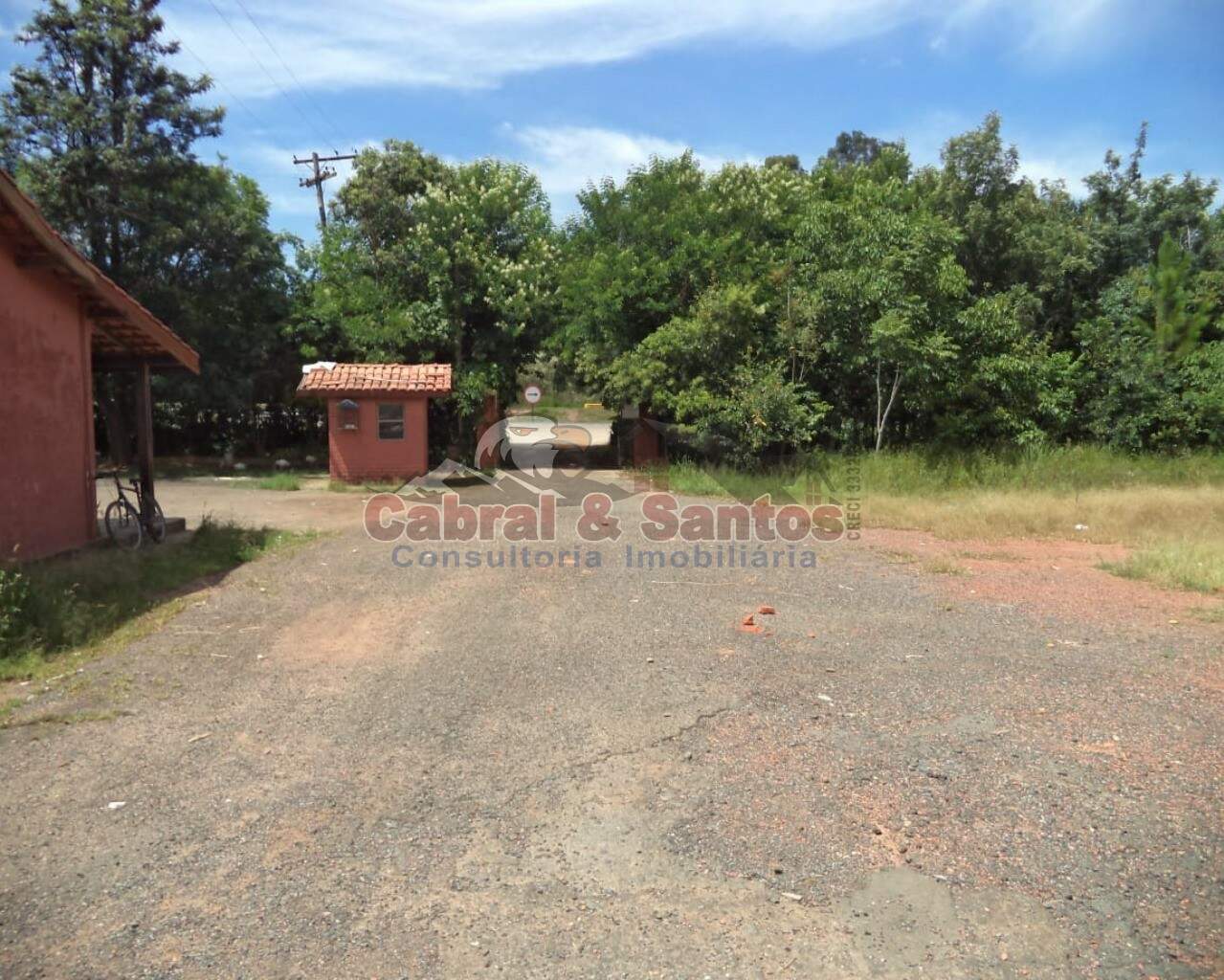 AREA para aluguel no PEDREGULHO: Foto 01