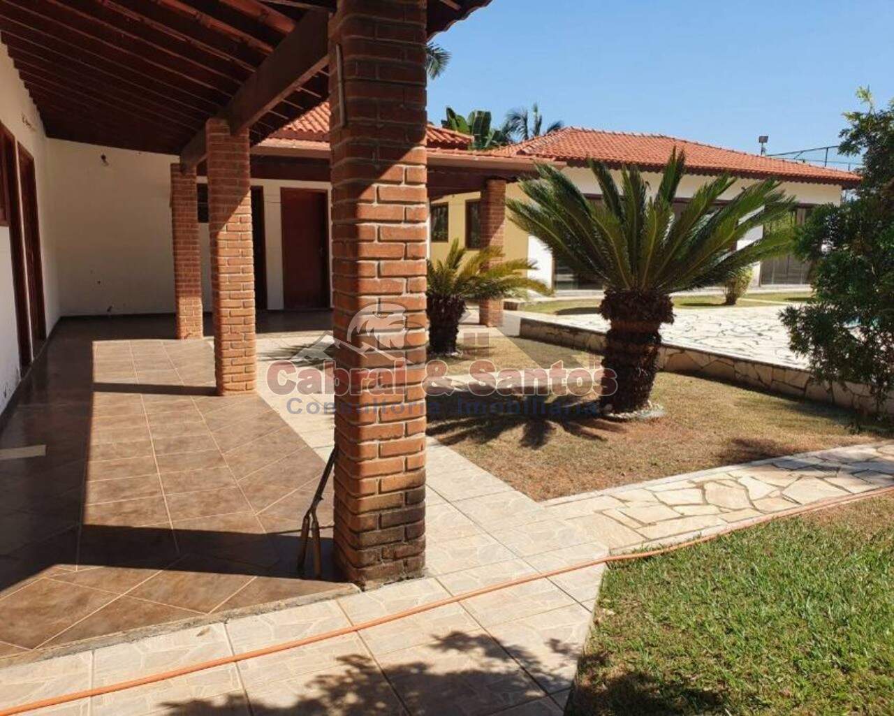 Casa à venda no PARQUE VILLAGE CASTELO: Foto 02