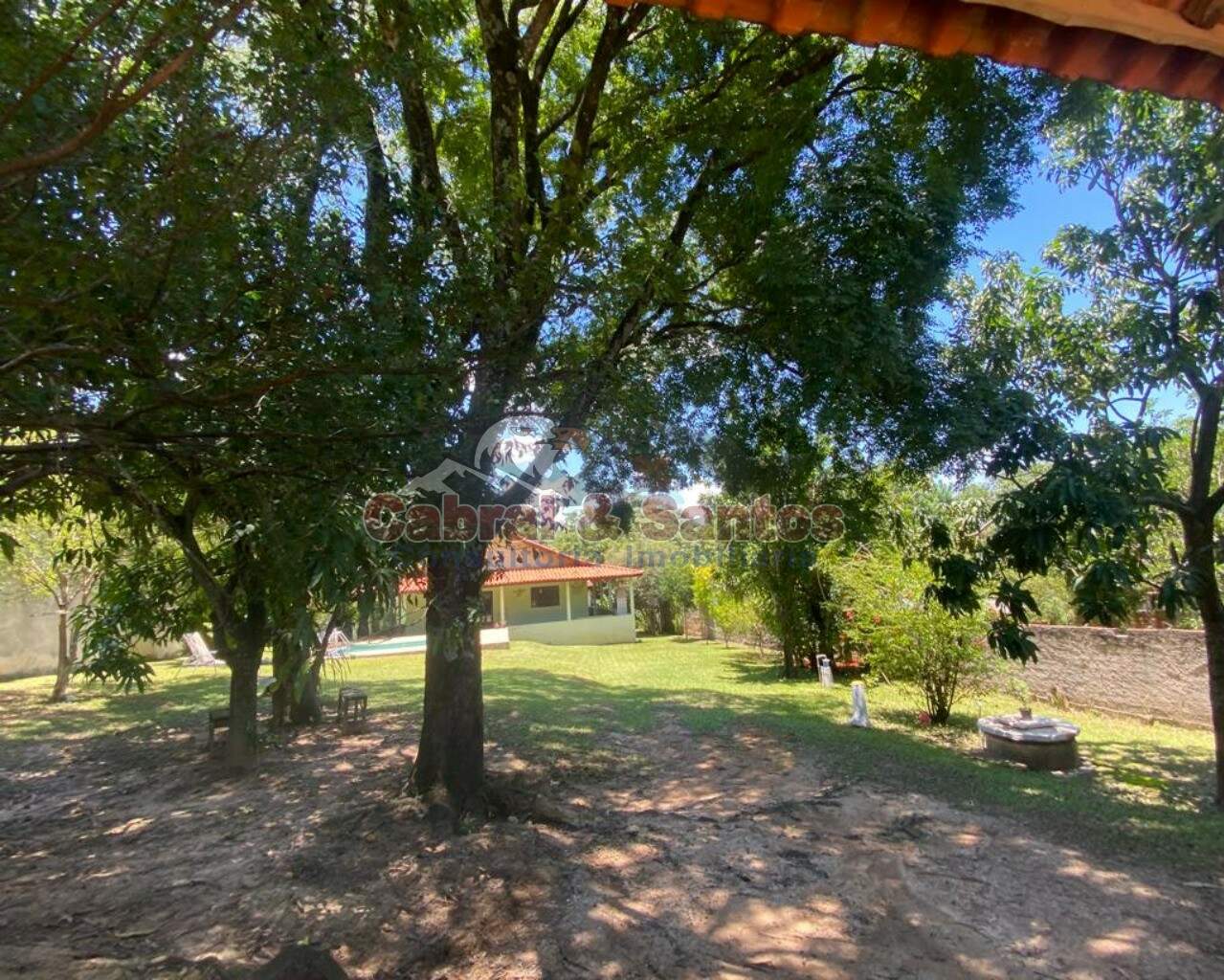 Chácara à venda no PARQUE RESIDENCIAL QUINTA DAS LARANJEIRAS: Foto 01