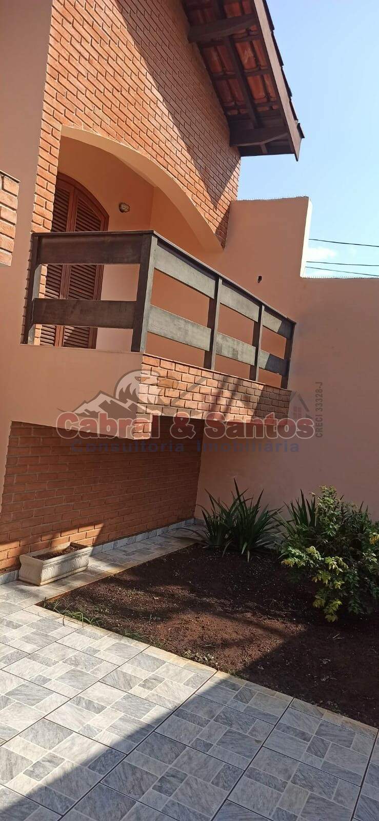 Casa à venda no BRASIL: Foto 01