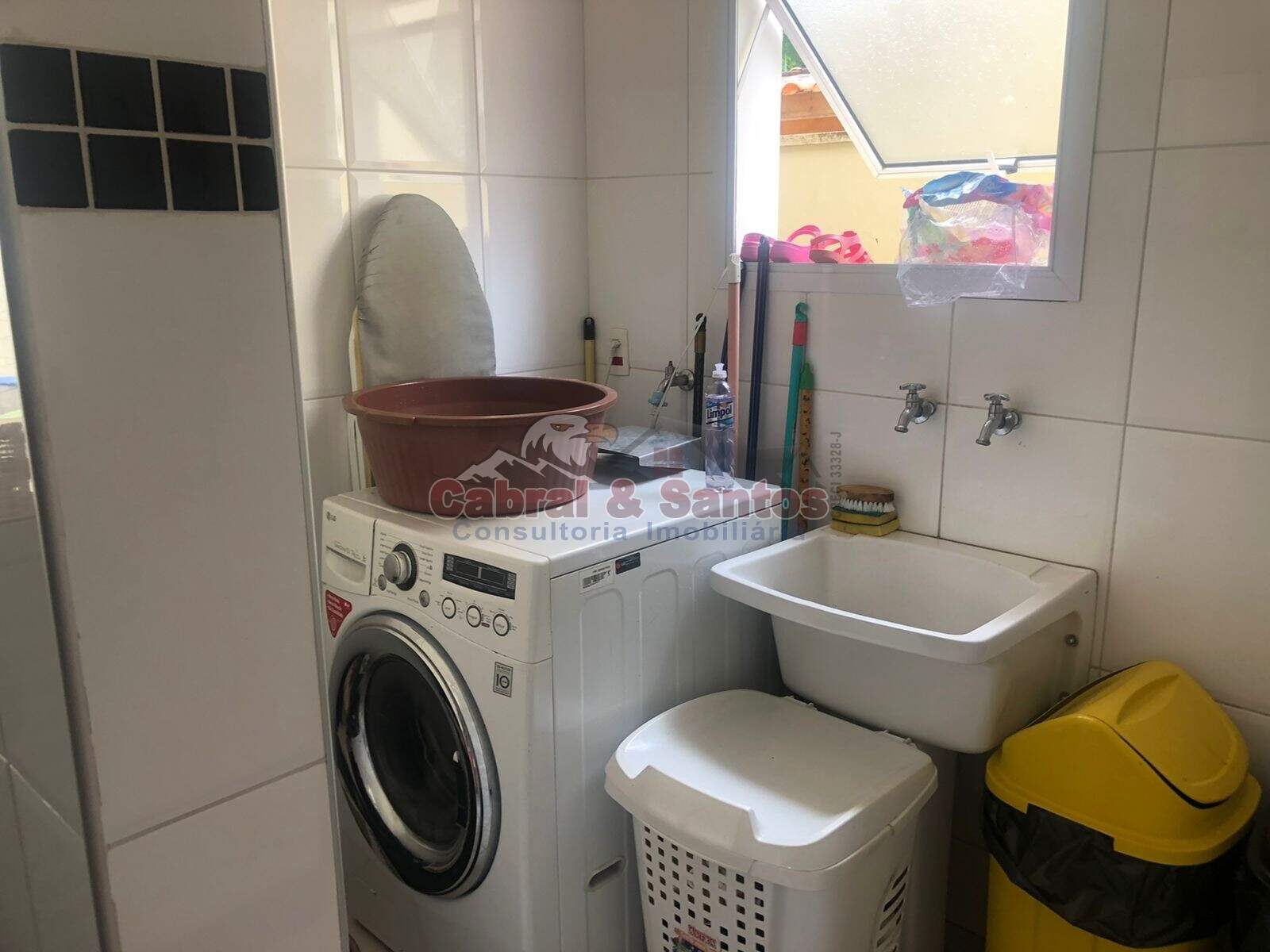 Casa à venda no PINHEIRINHO: Foto 07