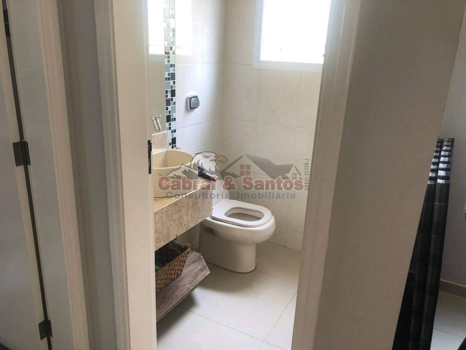 Casa à venda no PINHEIRINHO: Foto 04