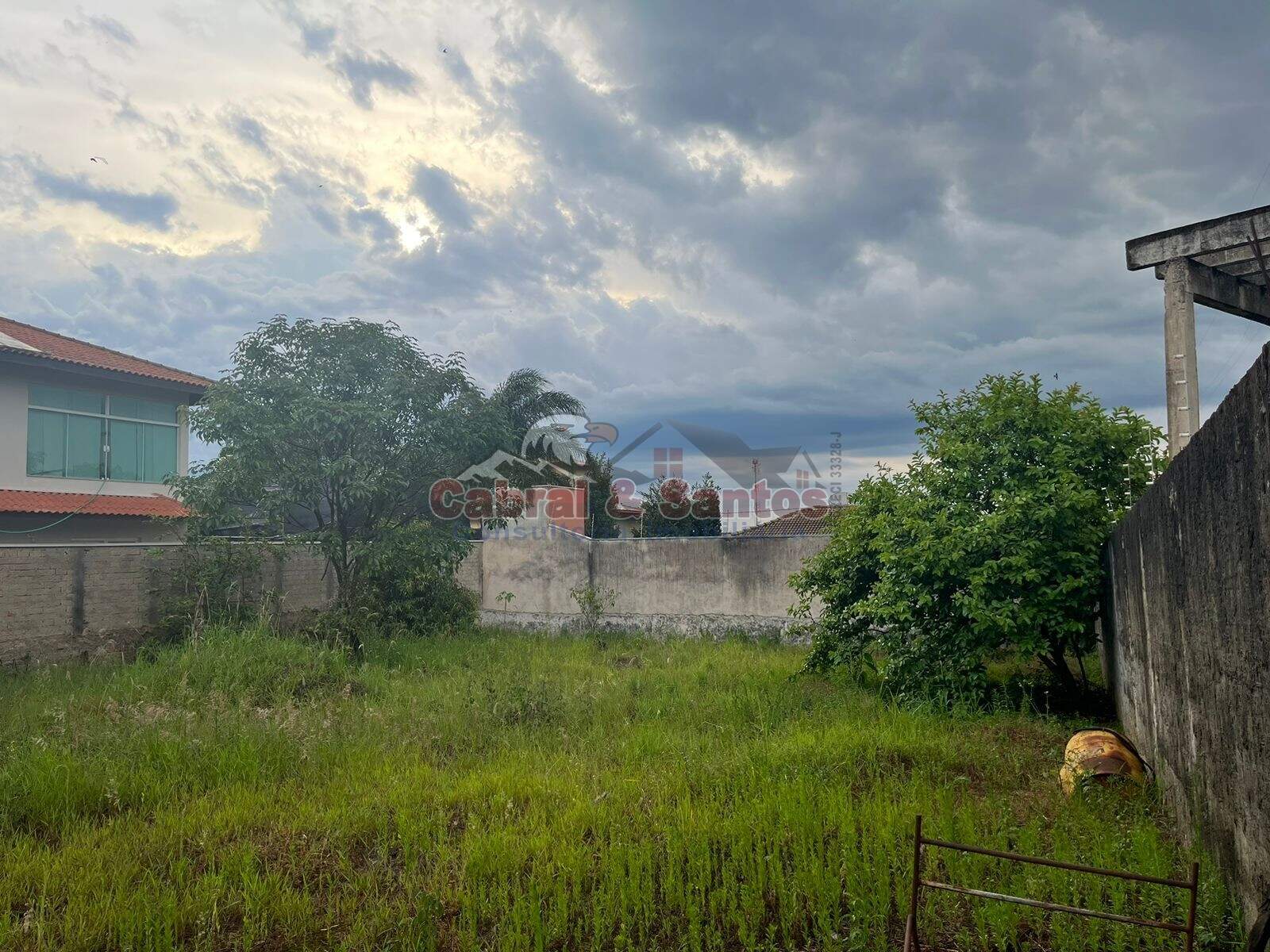 TERRENO à venda no ALTO DAS PALMEIRAS: Foto 01