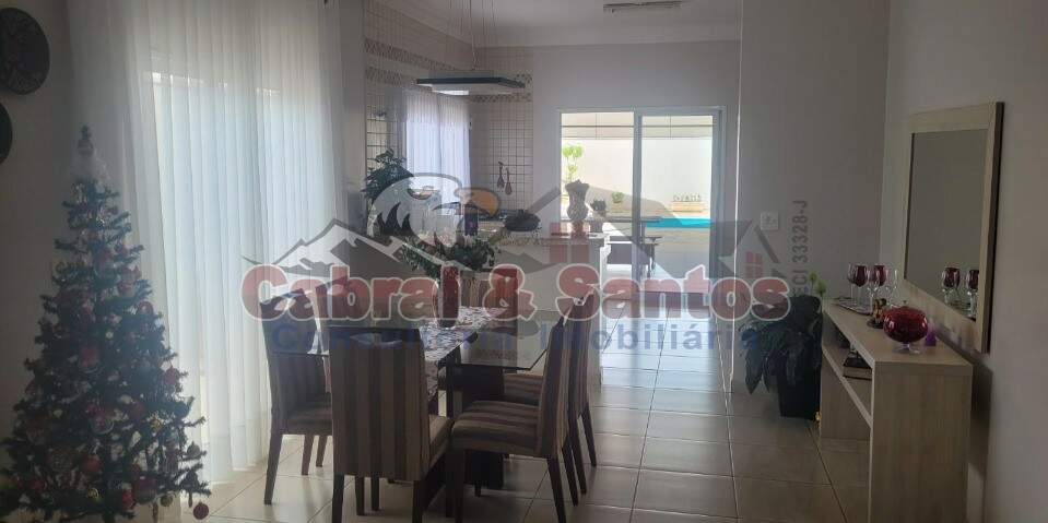 Casa à venda no JARDIM DICARAÍ: Foto 02