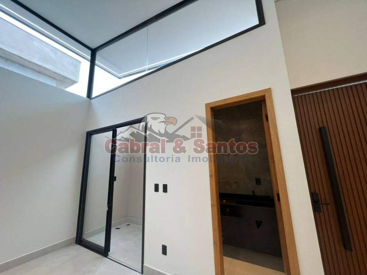 Casa à venda no LOTEAMENTO RESIDENCIAL UNA: Foto 05