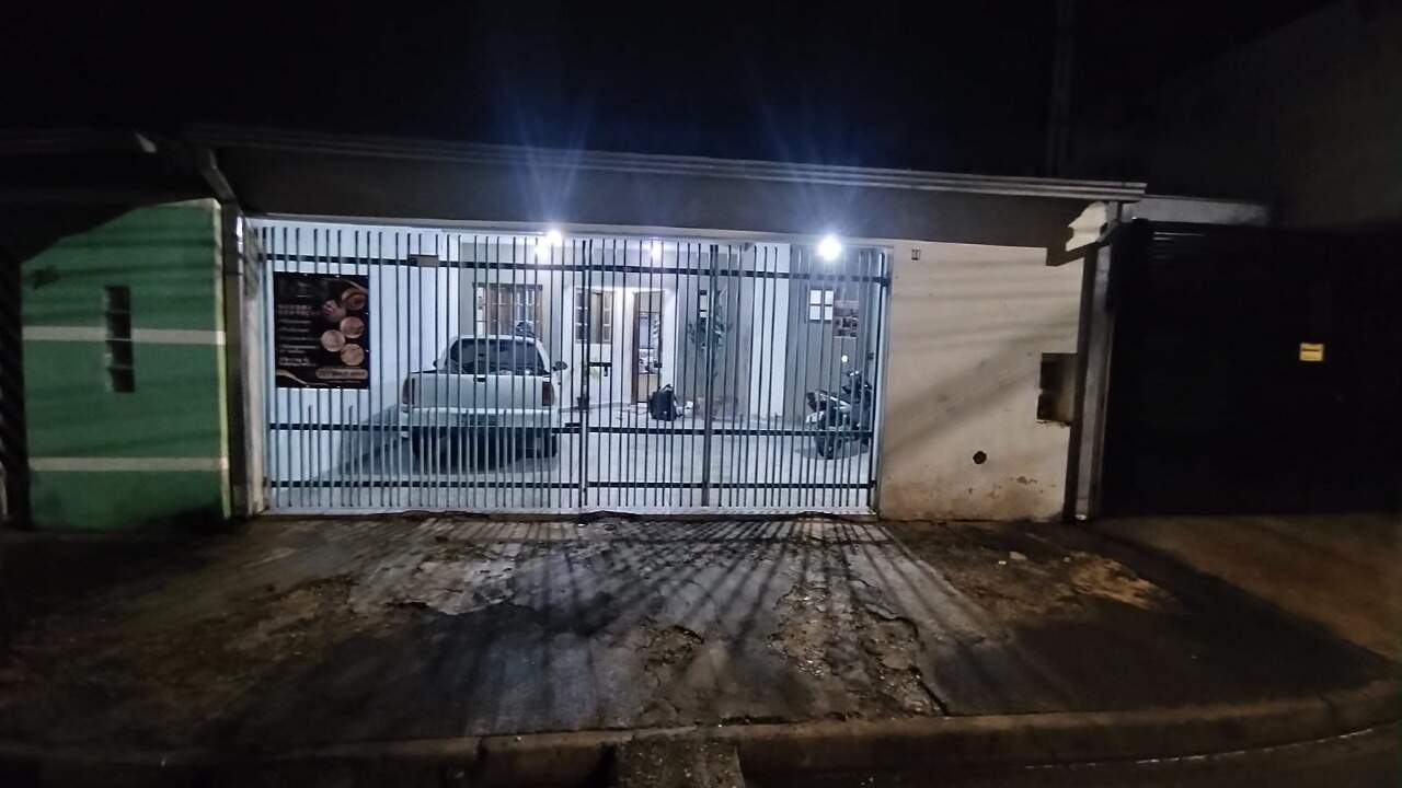 Casa à venda no JARDIM DAS AZALÉIAS: 