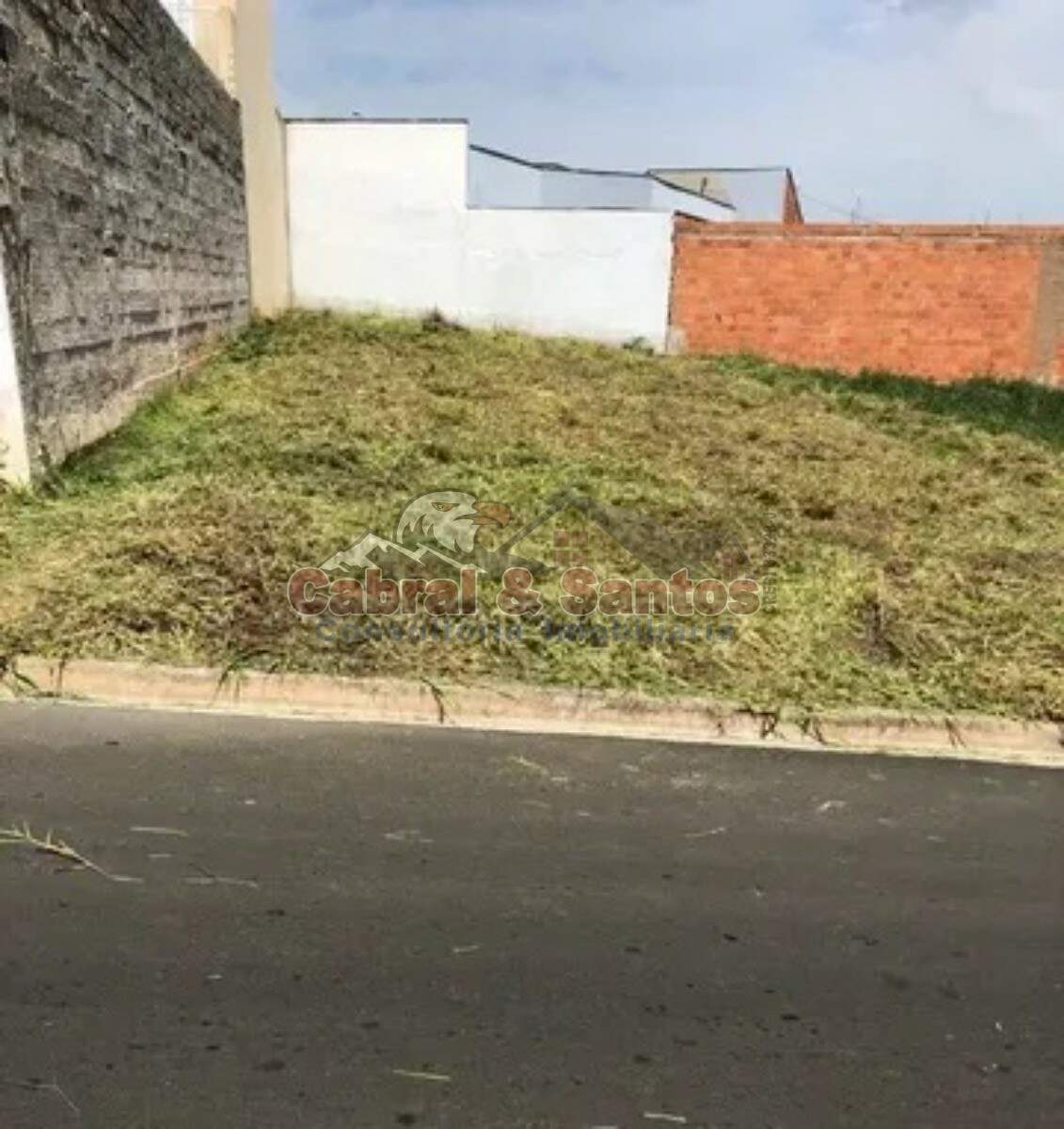 TERRENO à venda no RESIDENCIAL VILA MARTINS: Foto 01