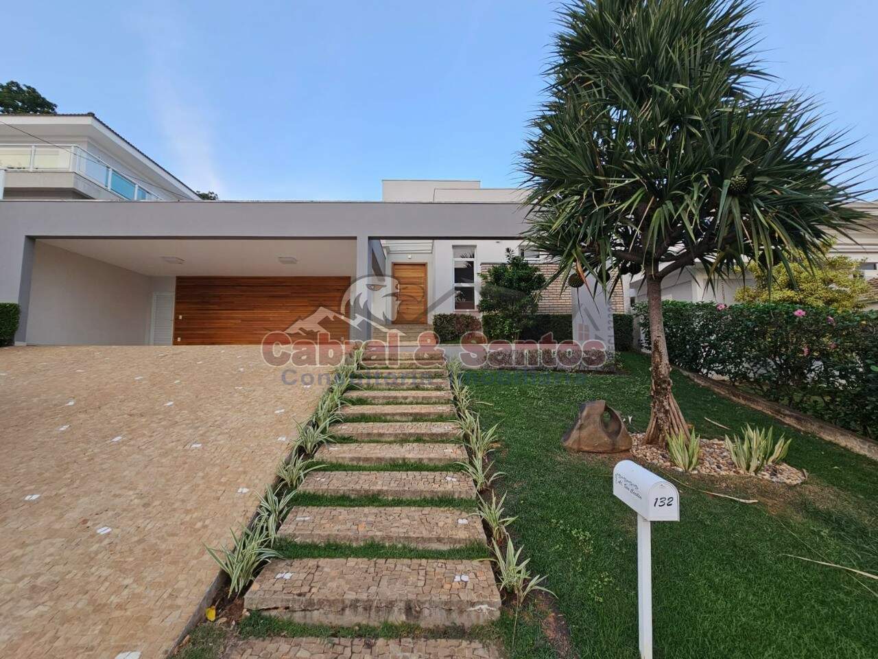 Casa à venda no JARDIM THEODORA: Foto 01