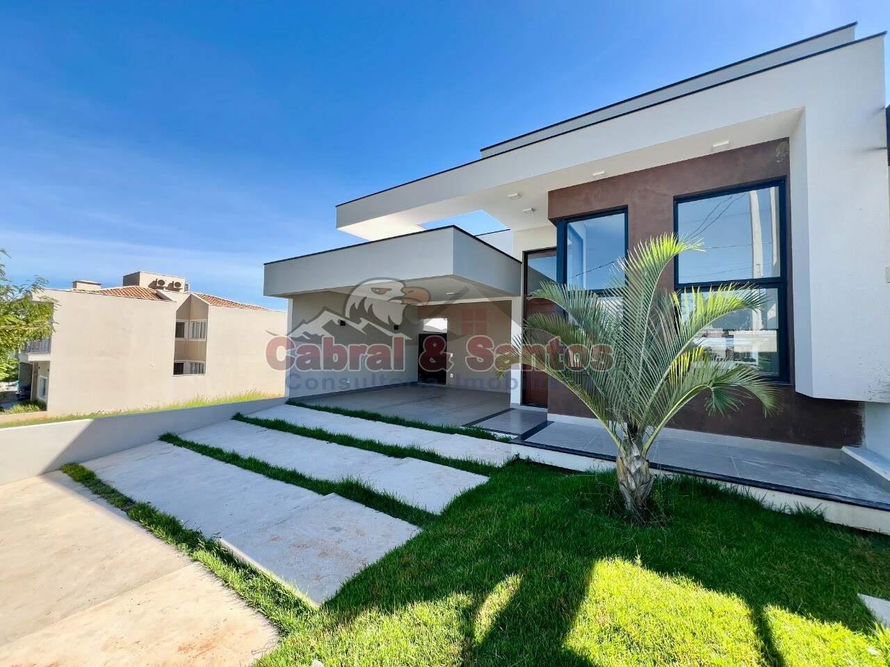 Casa à venda no CONDOMÍNIO RESIDENCIAL MONT BLANC: Foto 01