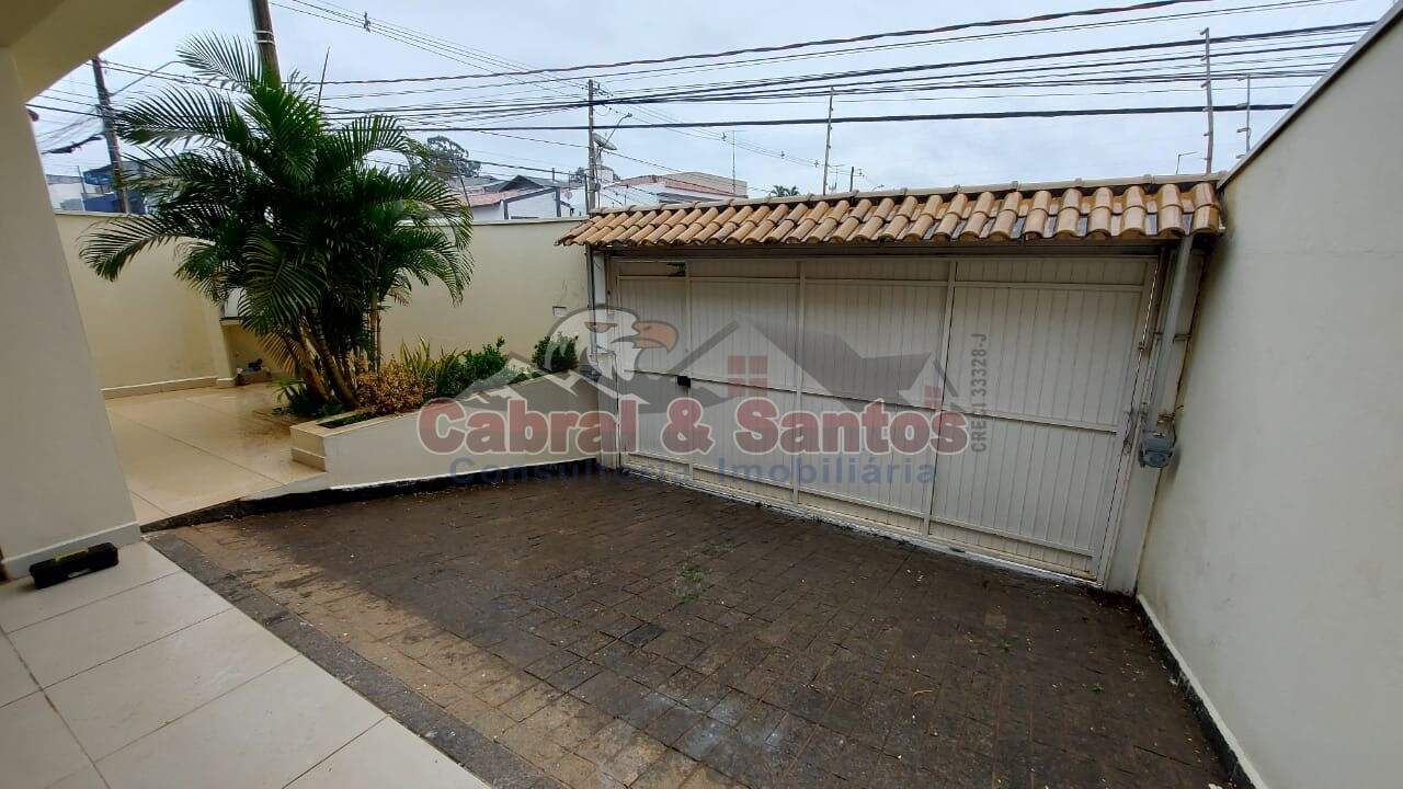 Casa à venda no BRASIL: Foto 01