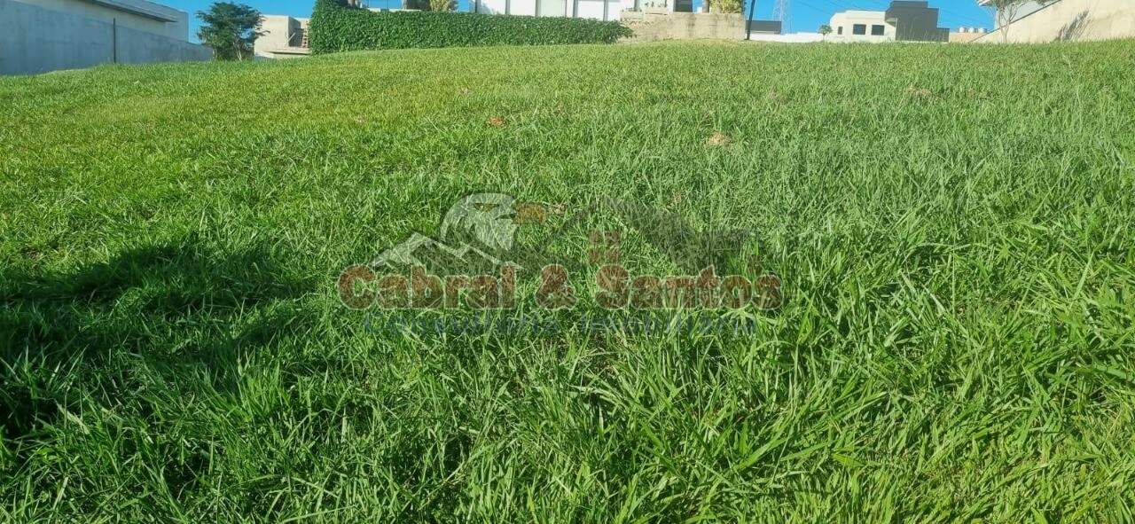 TERRENO à venda no Condomínio Villas do Golfe: Foto 01