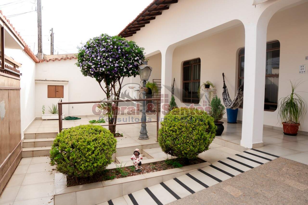 Casa à venda no PADRE BENTO: Foto 03