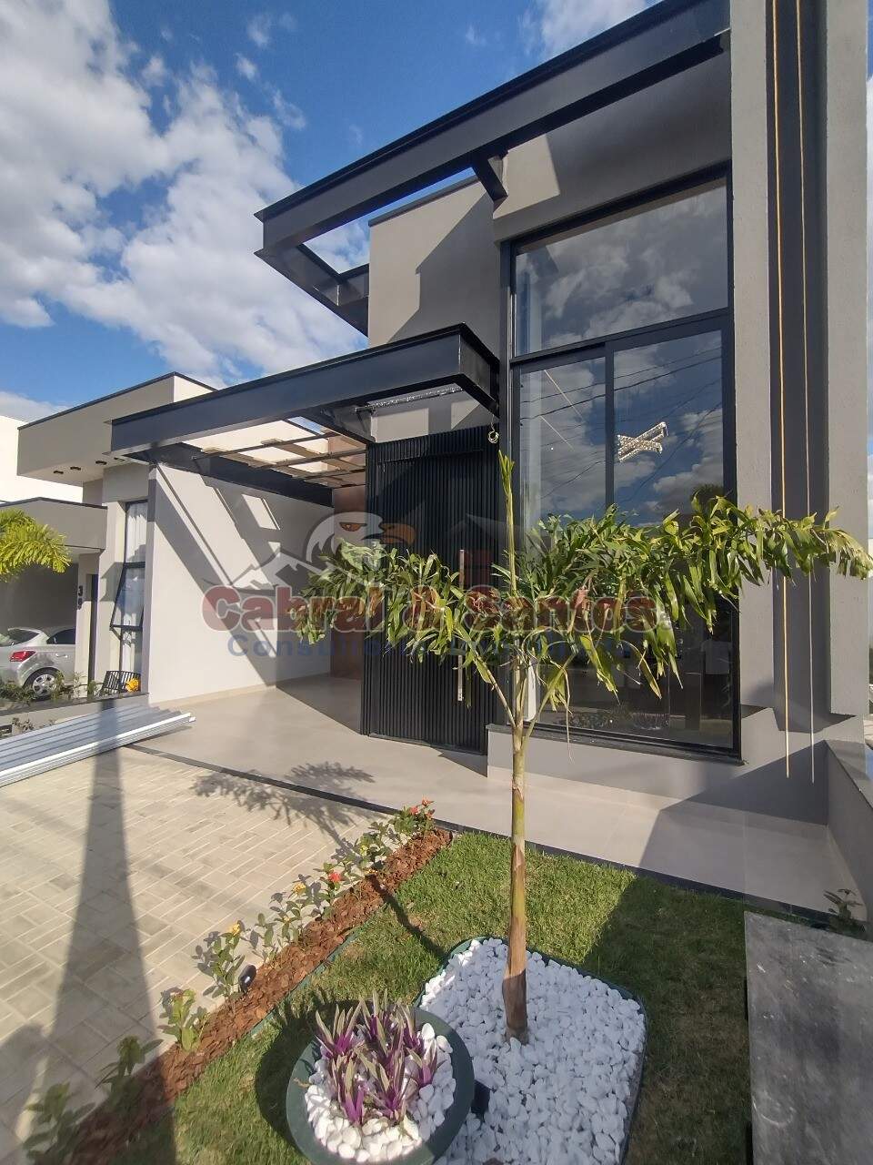 Casa à venda no LOTEAMENTO TERRAS DE SÃO PEDRO E SÃO PAULO: Foto 01