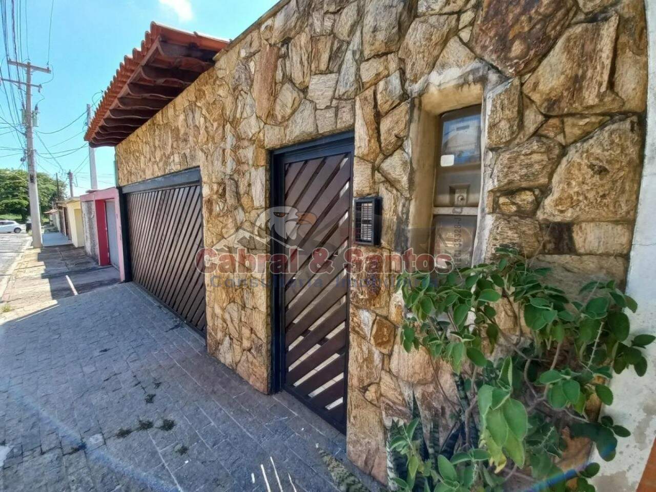 Casa à venda no JARDIM DAS ROSAS: Foto 01