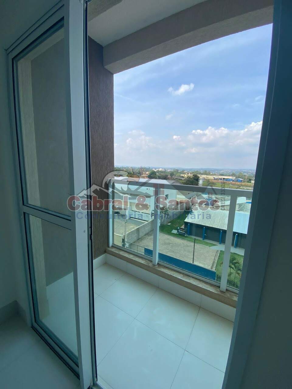 Apartamento à venda no JARDIM SANTIAGO: Foto 04