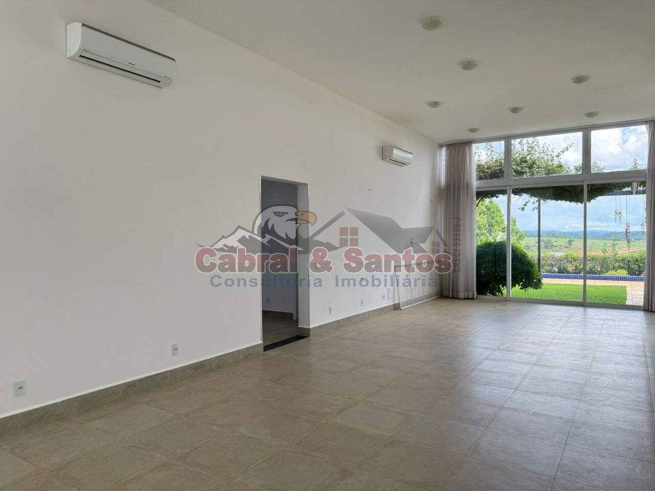 Casa à venda no RESIDENCIAL PARQUE CAMPOS DE SANTO ANTÔNIO II: Foto 03