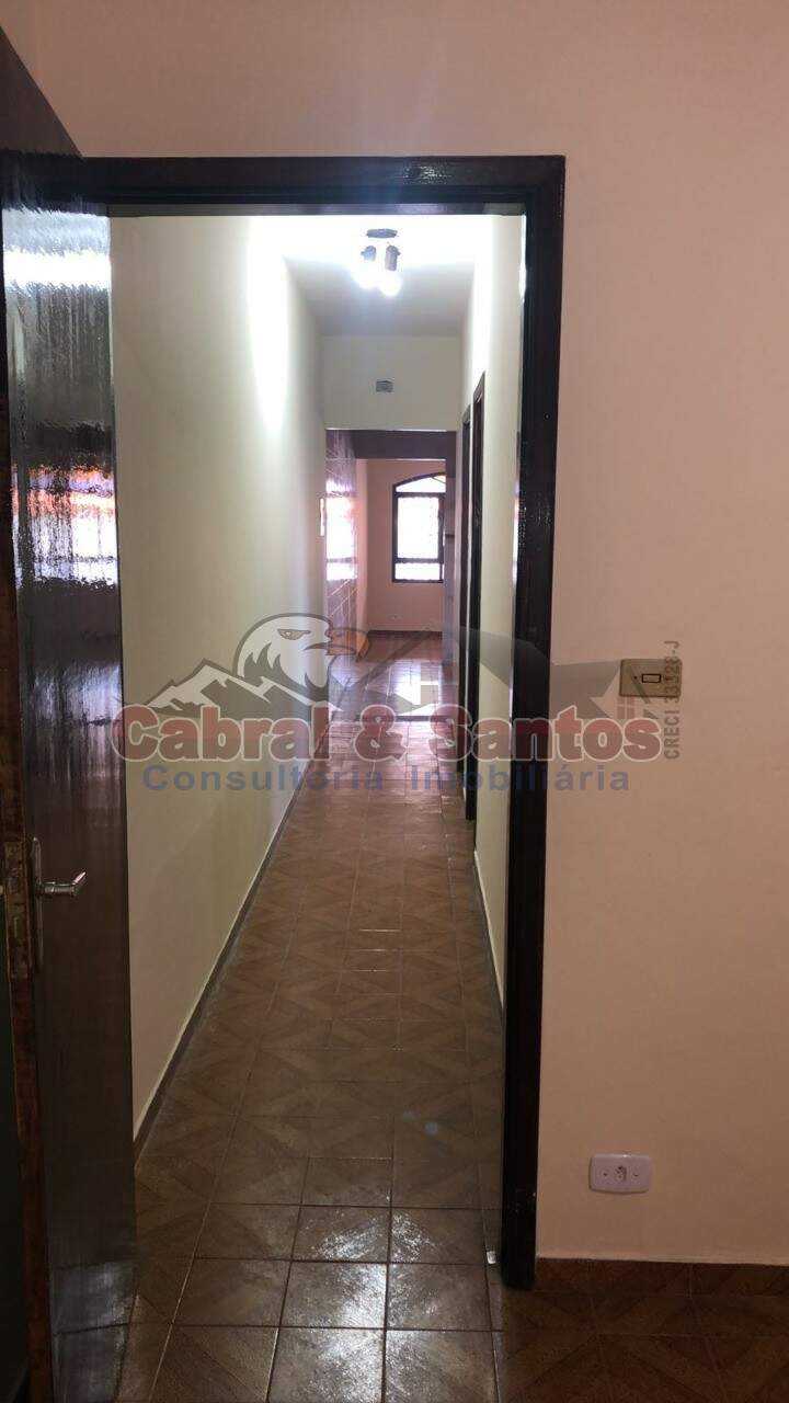 Casa à venda no JARDIM SANTA TEREZA: Foto 04
