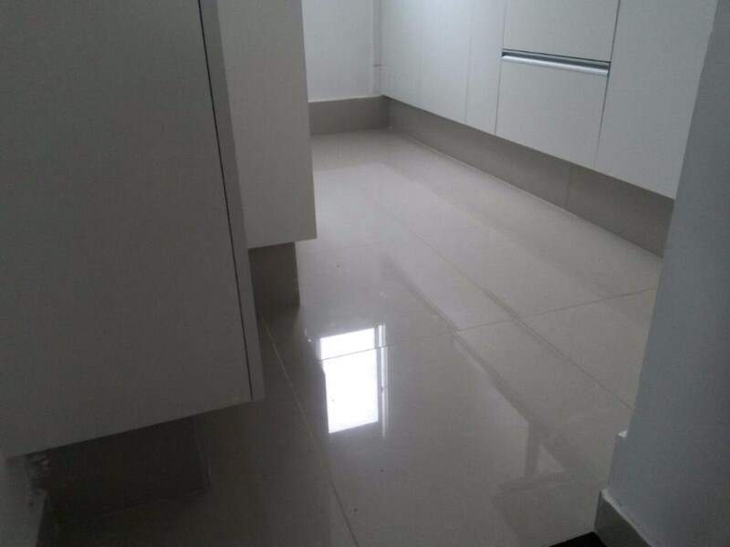 Apartamento à venda no JARDIM DAS ROSAS: 