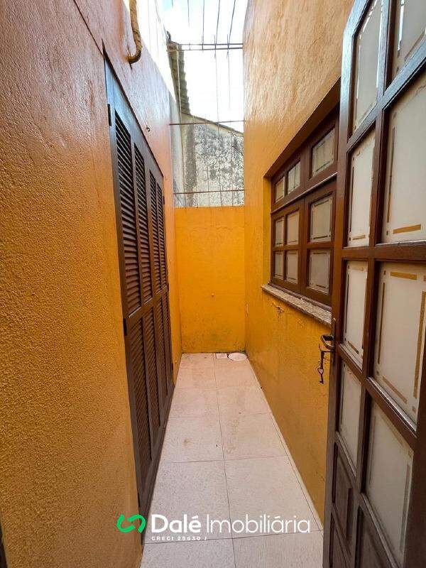 Casa à venda no Centro: 