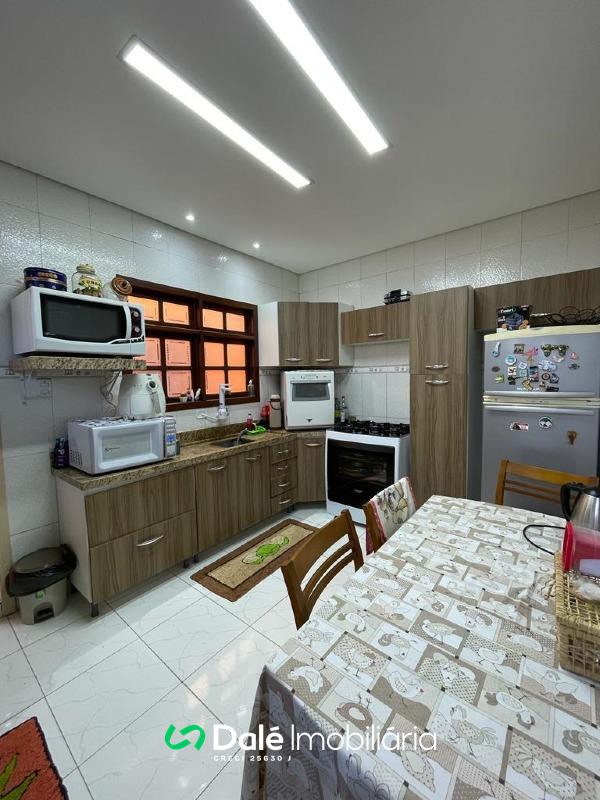 Casa à venda no Centro: 