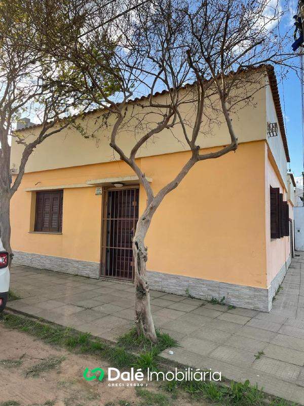 Casa à venda no Centro: 