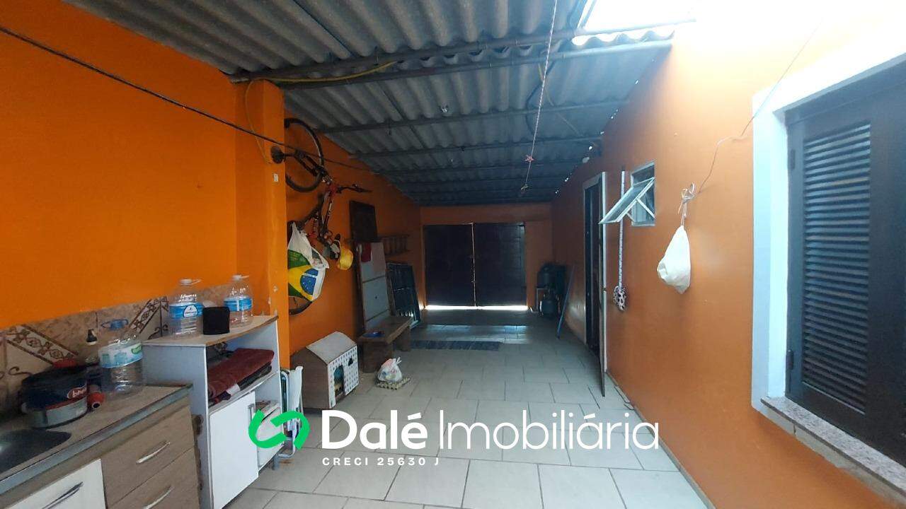 Casa à venda no Getúlio Vargas: GARAGEM 2 CARROS ACESSO COZINHA