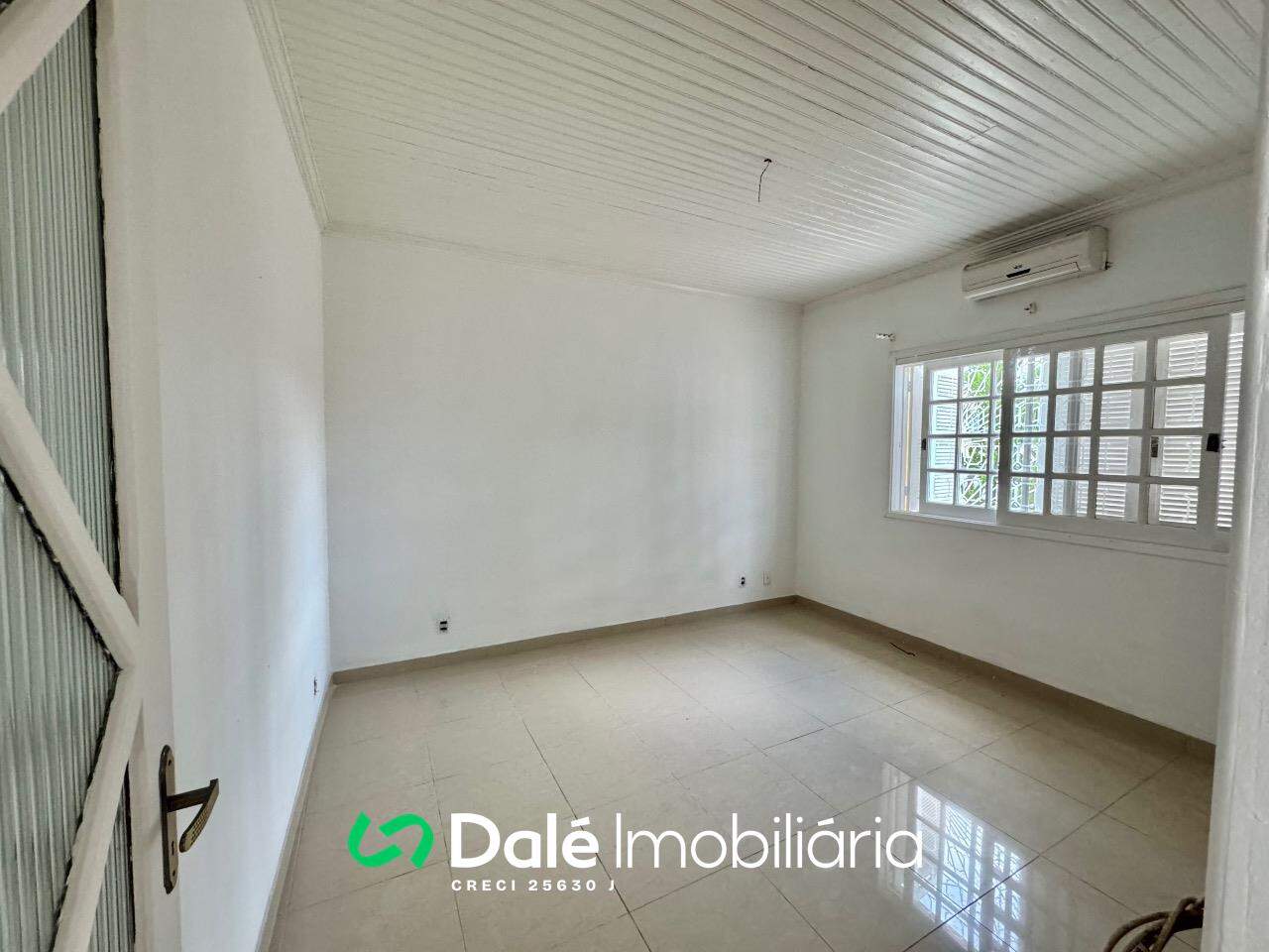 Casa à venda no Centro: 