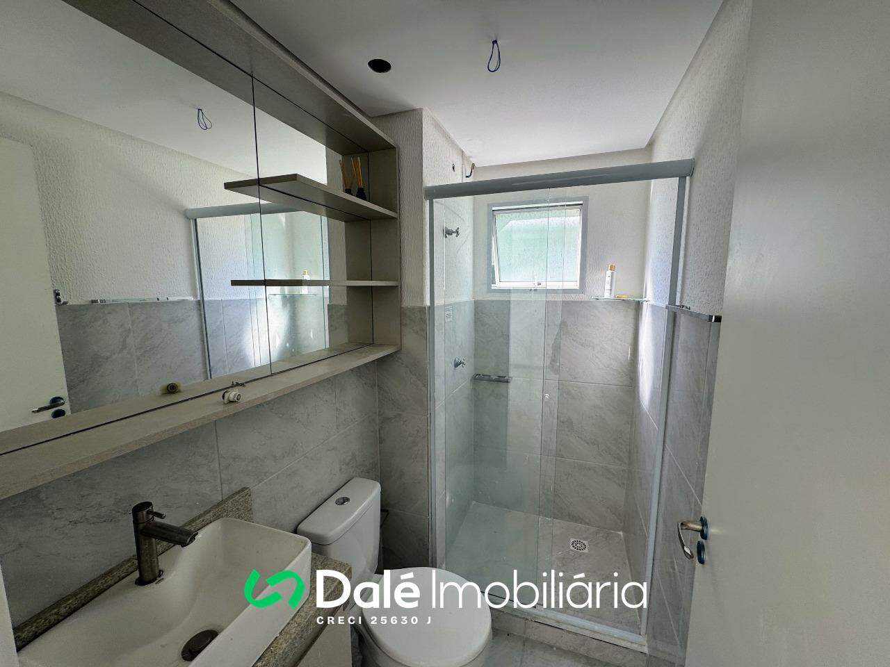 Apartamento à venda no Industrial I: Banheiro Social