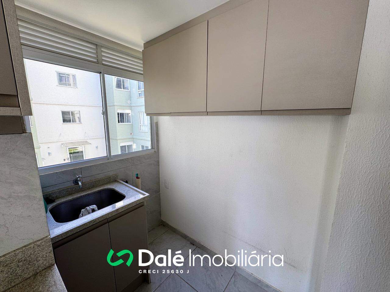 Apartamento à venda no Industrial I: Lavanderia