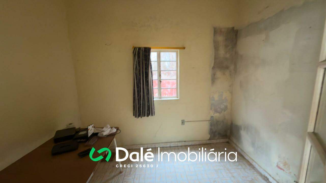 Casa à venda no Centro: 